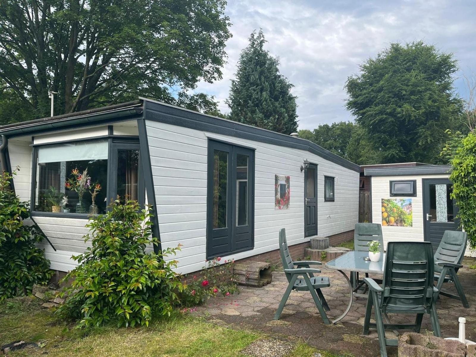 Leuk Chalet Te Huur In Putten, Honden Van Harte Welkom, Alleen Voor Recreatie Villa Esterno foto