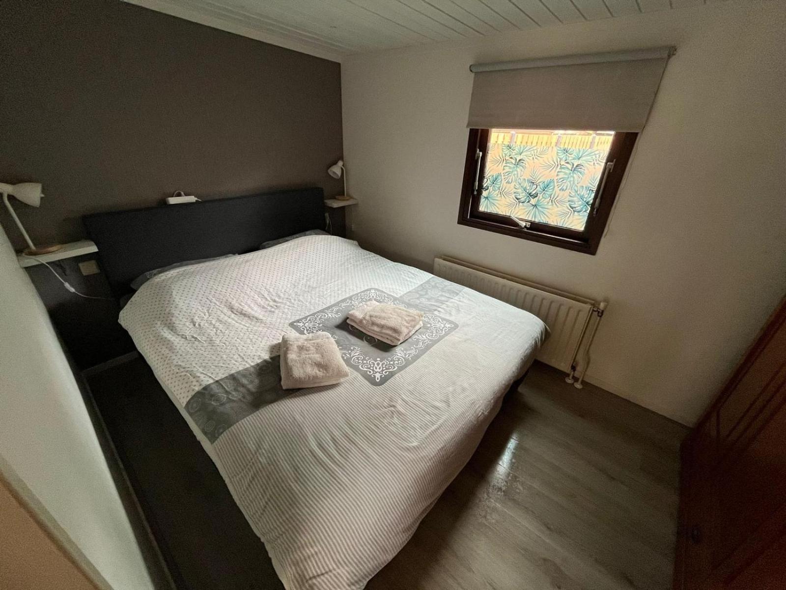 Leuk Chalet Te Huur In Putten, Honden Van Harte Welkom, Alleen Voor Recreatie Villa Esterno foto