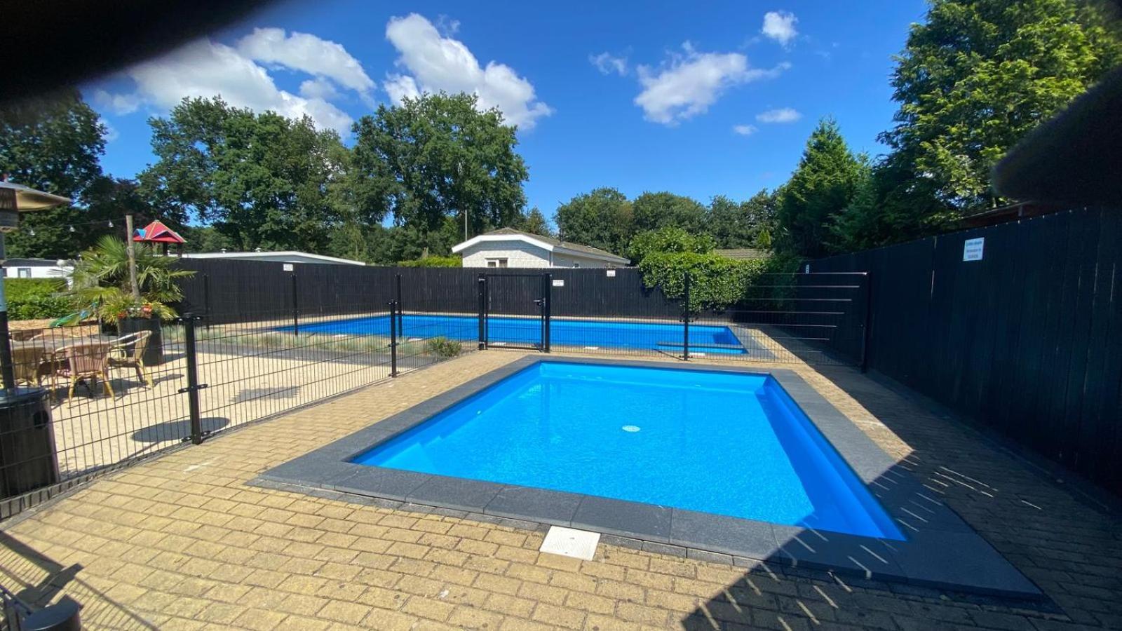 Leuk Chalet Te Huur In Putten, Honden Van Harte Welkom, Alleen Voor Recreatie Villa Esterno foto